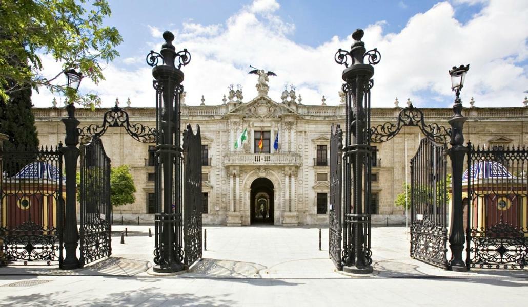 Apartamento Murillo En El Prado Sevilla Exterior foto